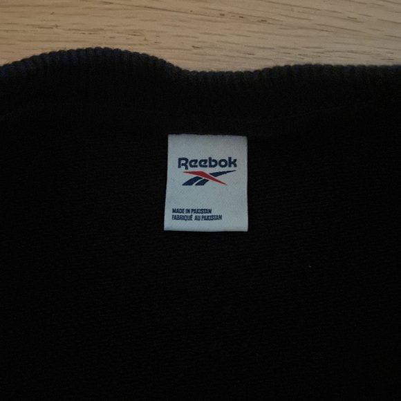 Reebok black sweatshirt - Picture 3 of 6